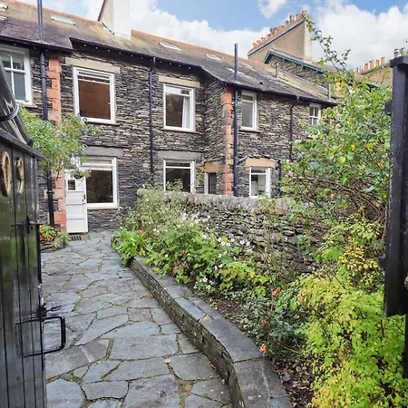 The Roses Windermere